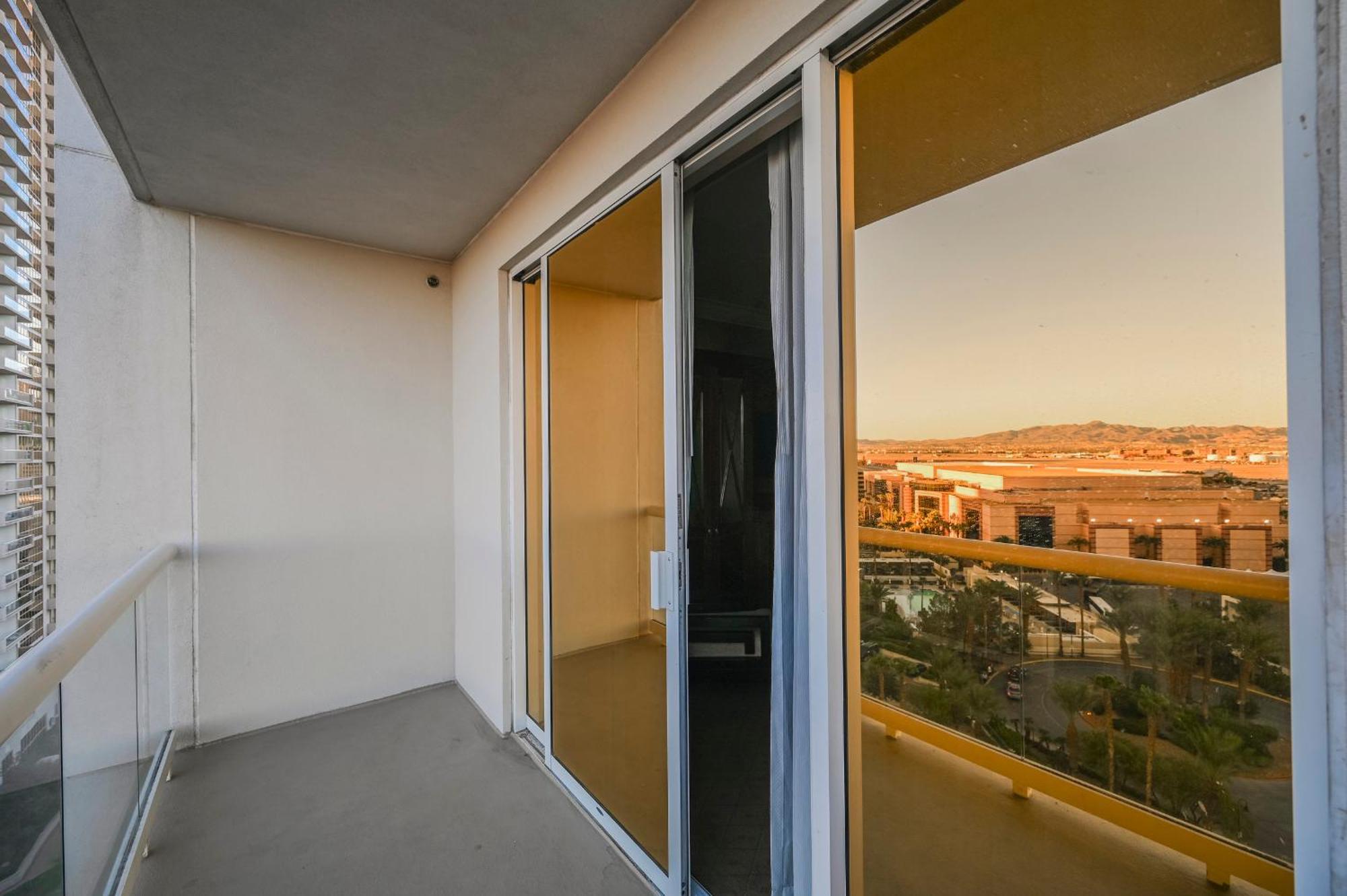 Stripviewsuites At Signature Las Vegas Zimmer foto